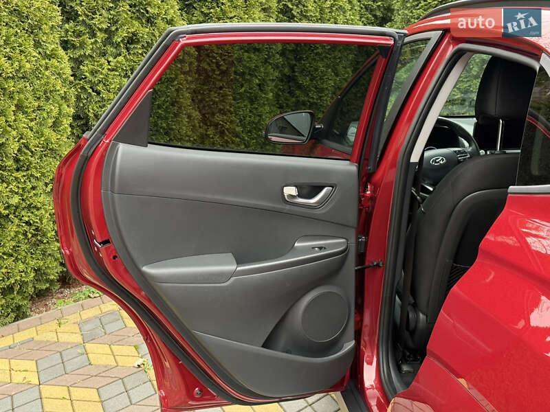 Внедорожник / Кроссовер Hyundai Kona 2021 в Самборе