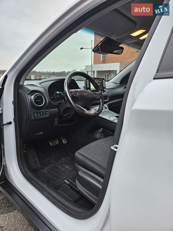 Внедорожник / Кроссовер Hyundai Kona 2018 в Броварах
