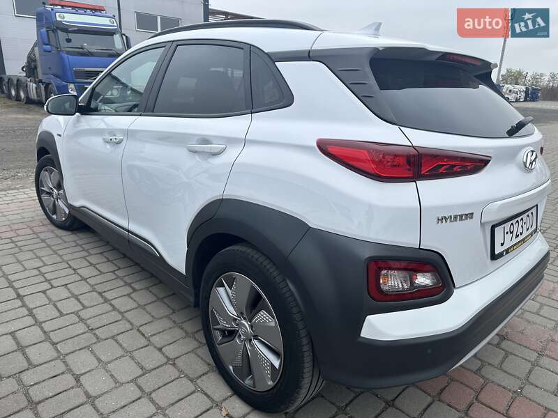 Позашляховик / Кросовер Hyundai Kona 2020 в Луцьку