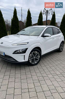 Позашляховик / Кросовер Hyundai Kona 2022 в Львові