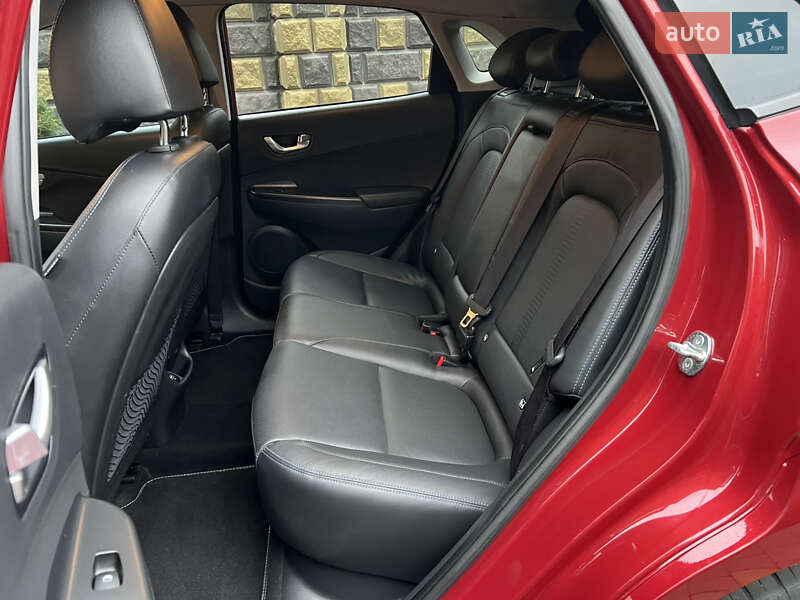 Внедорожник / Кроссовер Hyundai Kona 2021 в Луцке