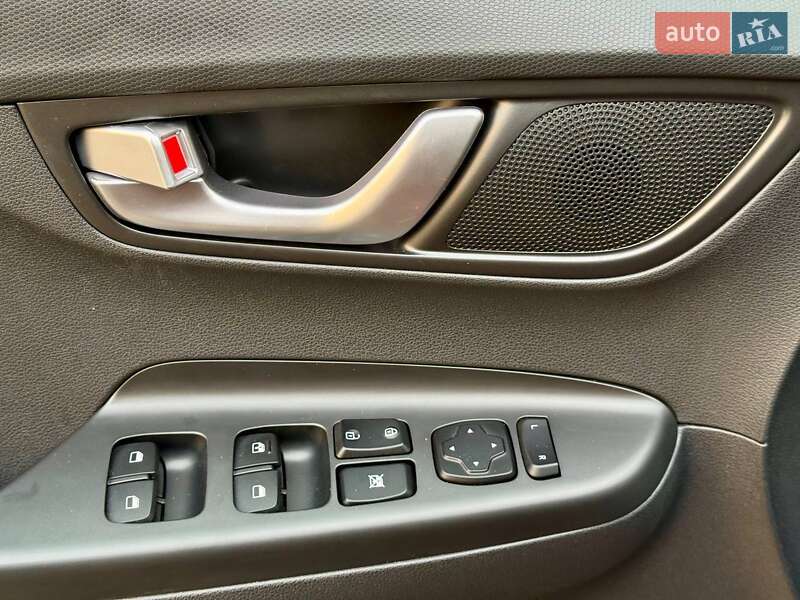 Позашляховик / Кросовер Hyundai Kona 2021 в Самборі