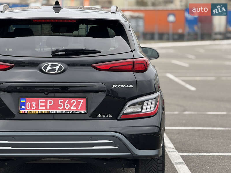 Внедорожник / Кроссовер Hyundai Kona 2022 в Киеве