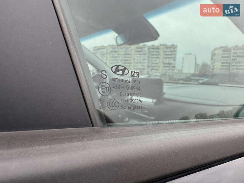 Внедорожник / Кроссовер Hyundai Kona 2022 в Киеве