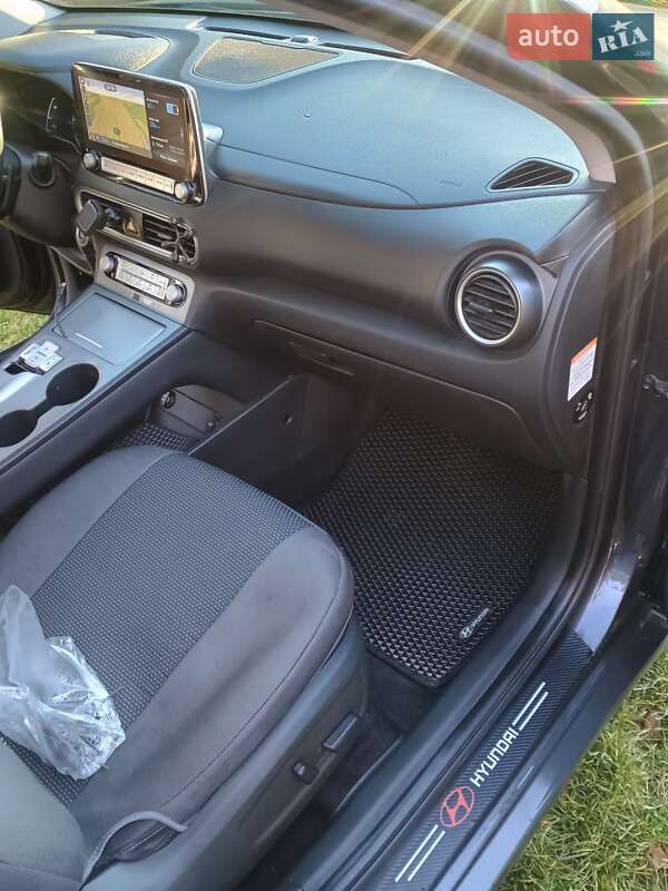 Внедорожник / Кроссовер Hyundai Kona 2020 в Ужгороде фото 15 Внедорожник / Кроссовер Hyundai Kona 2020 в Ужгороде
