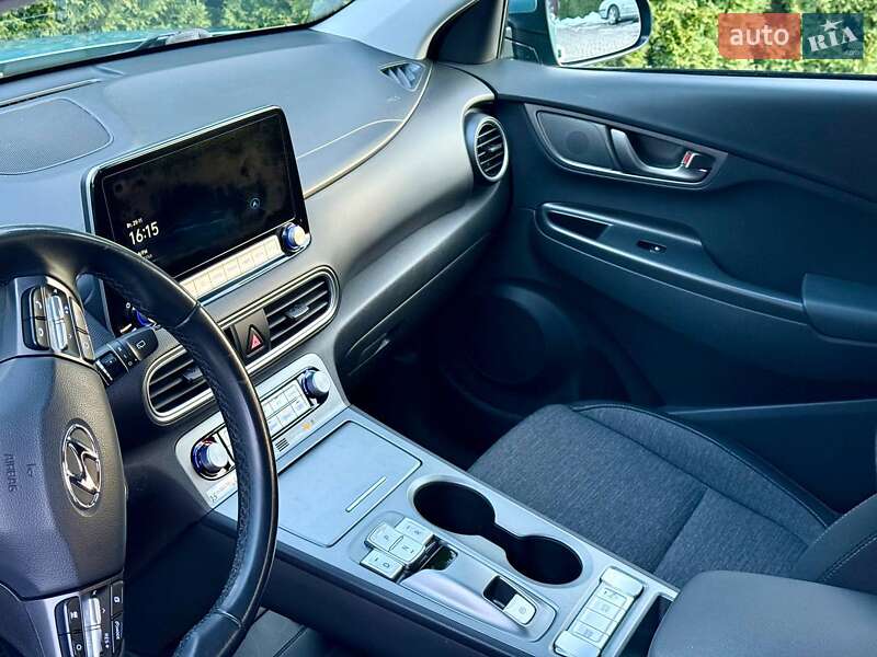 Внедорожник / Кроссовер Hyundai Kona 2020 в Самборе