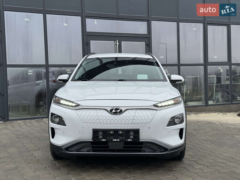 Внедорожник / Кроссовер Hyundai Kona 2018 в Тернополе