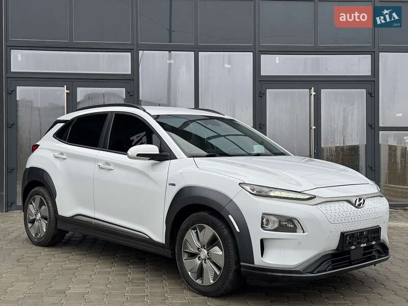 Внедорожник / Кроссовер Hyundai Kona 2018 в Тернополе