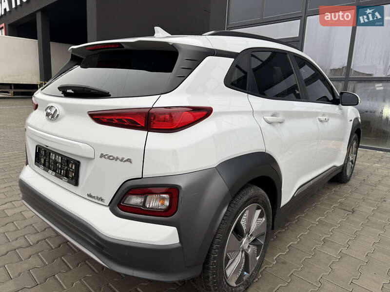 Внедорожник / Кроссовер Hyundai Kona 2018 в Тернополе