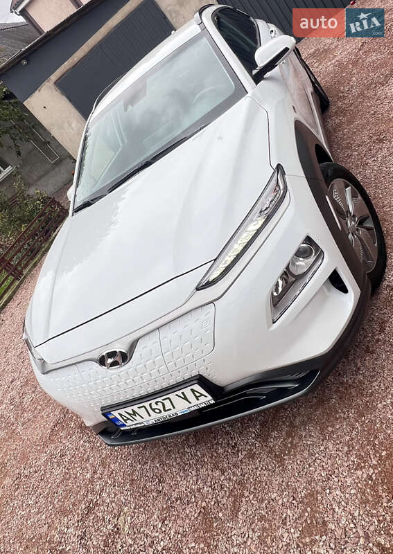 Внедорожник / Кроссовер Hyundai Kona 2020 в Житомире