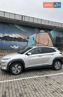 Внедорожник / Кроссовер Hyundai Kona 2020 в Луцке