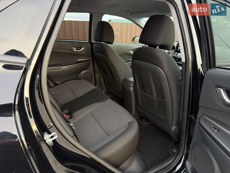 Внедорожник / Кроссовер Hyundai Kona 2022 в Виннице