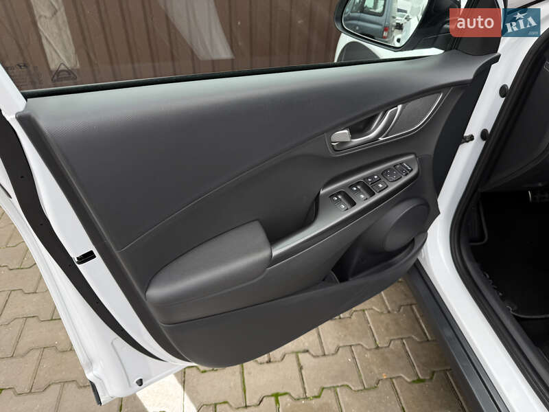 Внедорожник / Кроссовер Hyundai Kona 2020 в Виннице