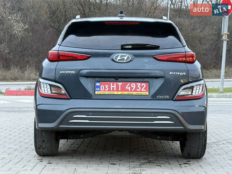 Внедорожник / Кроссовер Hyundai Kona 2023 в Тернополе