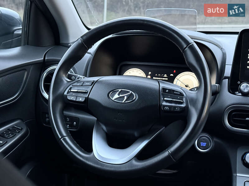 Внедорожник / Кроссовер Hyundai Kona 2023 в Тернополе