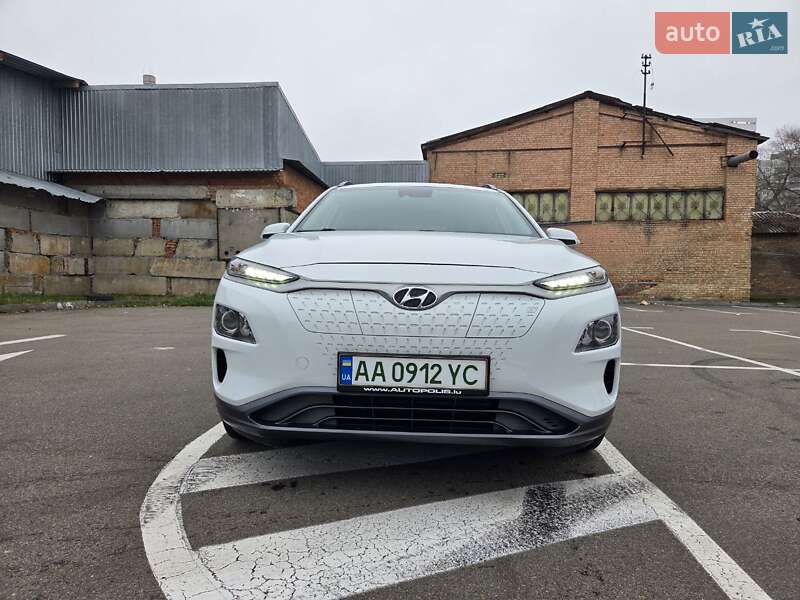 Внедорожник / Кроссовер Hyundai Kona 2018 в Киеве фото 2 Внедорожник / Кроссовер Hyundai Kona 2018 в Киеве