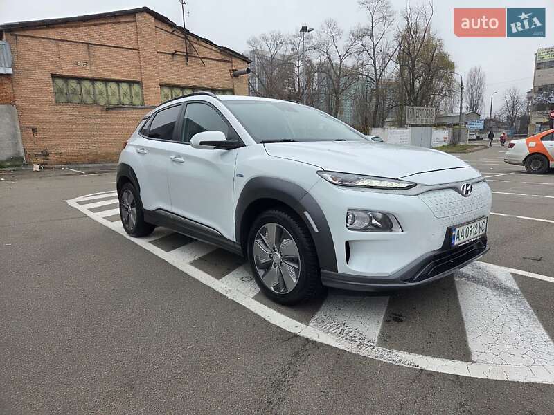 Внедорожник / Кроссовер Hyundai Kona 2018 в Киеве фото 3 Внедорожник / Кроссовер Hyundai Kona 2018 в Киеве