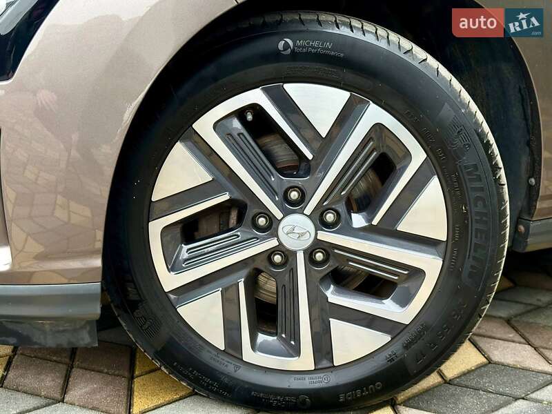 Позашляховик / Кросовер Hyundai Kona 2021 в Самборі