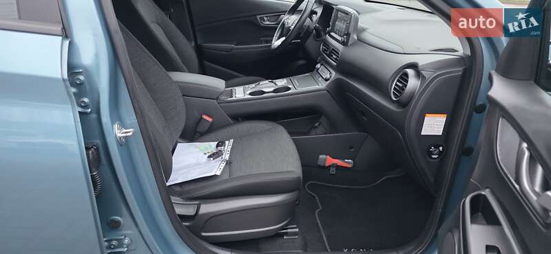 Внедорожник / Кроссовер Hyundai Kona 2020 в Тернополе