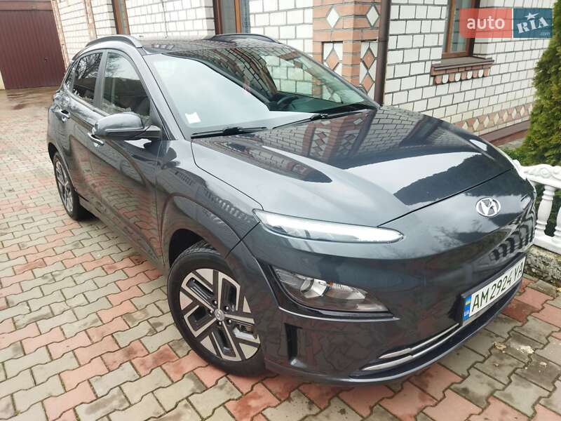 Внедорожник / Кроссовер Hyundai Kona 2021 в Звягеле