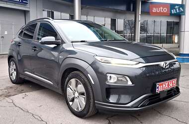 Позашляховик / Кросовер Hyundai Kona 2019 в Дніпрі