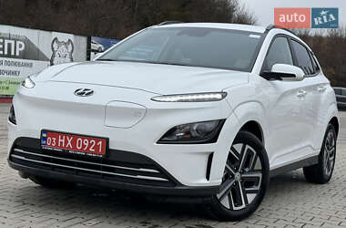 Внедорожник / Кроссовер Hyundai Kona 2023 в Тернополе