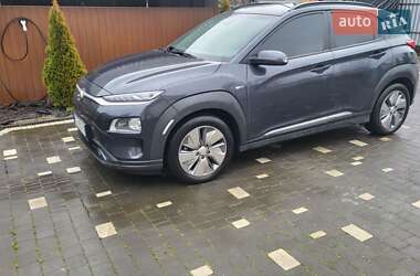 Внедорожник / Кроссовер Hyundai Kona 2020 в Хмельницком