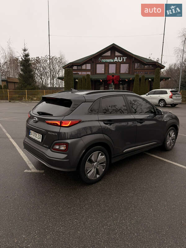 Внедорожник / Кроссовер Hyundai Kona 2020 в Александрие