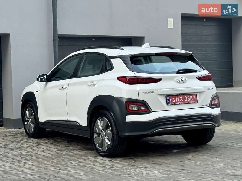 Внедорожник / Кроссовер Hyundai Kona 2020 в Тернополе