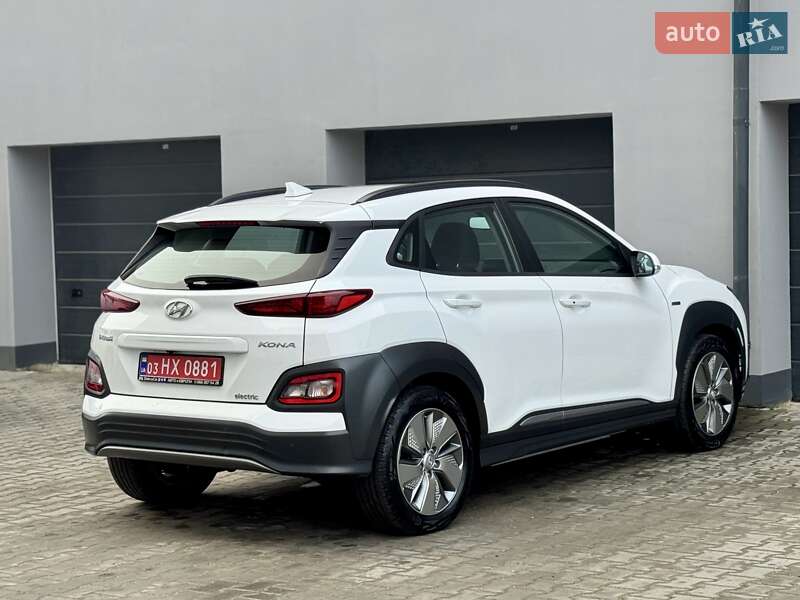 Внедорожник / Кроссовер Hyundai Kona 2020 в Тернополе