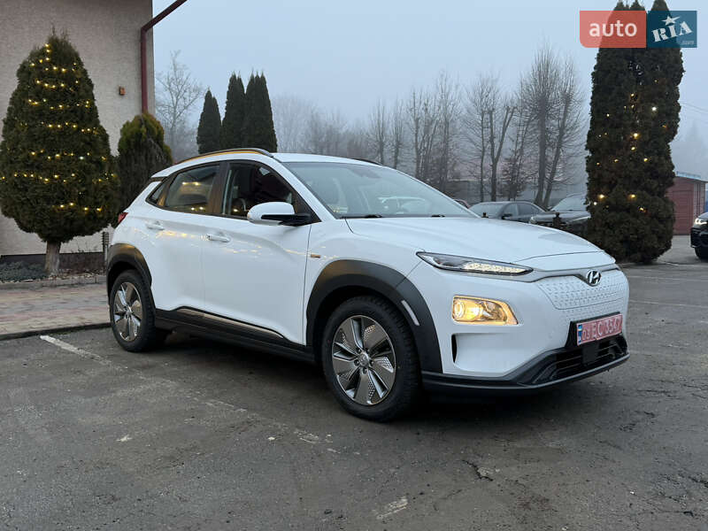 Позашляховик / Кросовер Hyundai Kona 2021 в Тернополі фото 4 Позашляховик / Кросовер Hyundai Kona 2021 в Тернополі