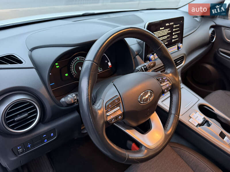 Позашляховик / Кросовер Hyundai Kona 2021 в Тернополі фото 28 Позашляховик / Кросовер Hyundai Kona 2021 в Тернополі