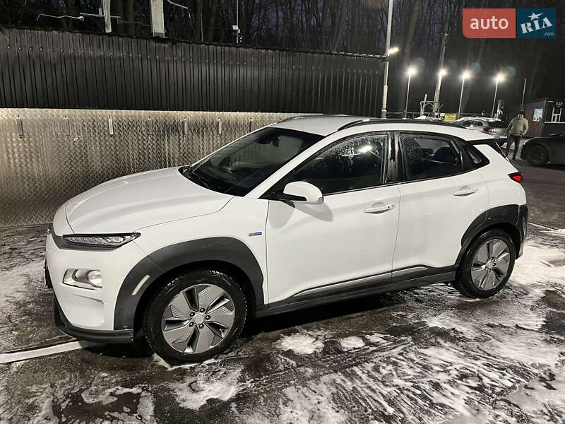 Внедорожник / Кроссовер Hyundai Kona 2020 в Виннице