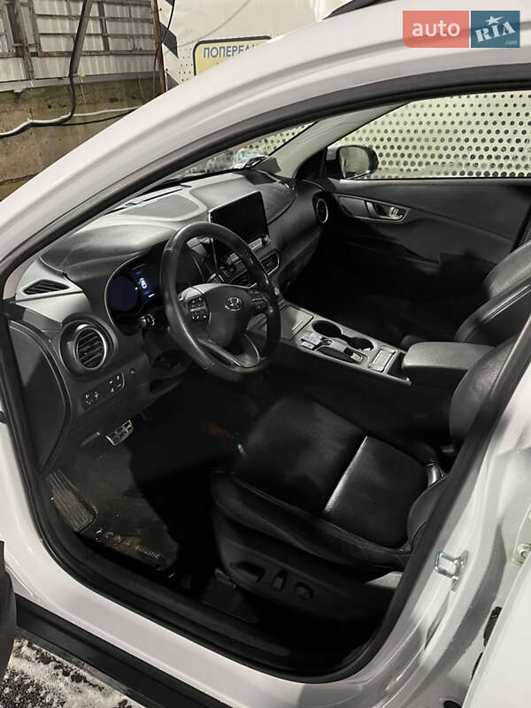 Внедорожник / Кроссовер Hyundai Kona 2020 в Виннице