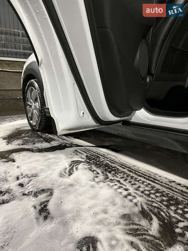 Внедорожник / Кроссовер Hyundai Kona 2020 в Виннице