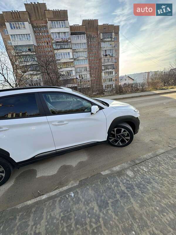 Позашляховик / Кросовер Hyundai Kona 2021 в Львові фото 14 Позашляховик / Кросовер Hyundai Kona 2021 в Львові