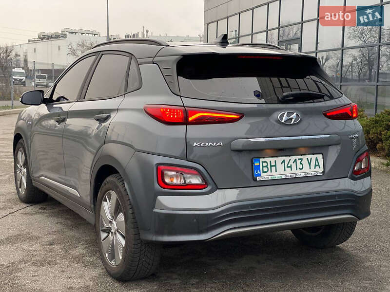 Позашляховик / Кросовер Hyundai Kona 2019 в Дніпрі
