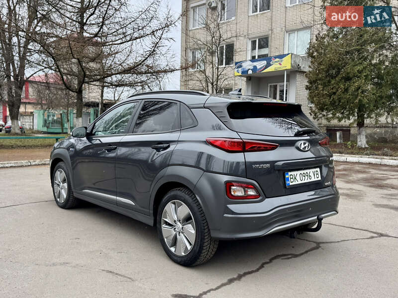 Позашляховик / Кросовер Hyundai Kona 2020 в Рівному