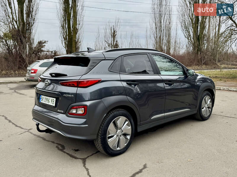 Позашляховик / Кросовер Hyundai Kona 2020 в Рівному