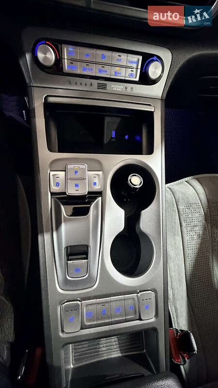 Внедорожник / Кроссовер Hyundai Kona 2021 в Кременчуге фото 12 Внедорожник / Кроссовер Hyundai Kona 2021 в Кременчуге