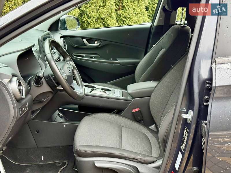 Внедорожник / Кроссовер Hyundai Kona 2023 в Самборе