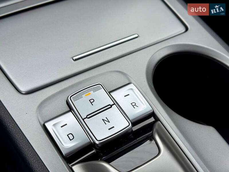 Внедорожник / Кроссовер Hyundai Kona 2023 в Самборе