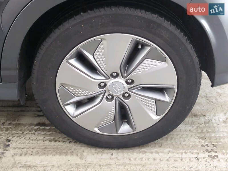 Позашляховик / Кросовер Hyundai Kona 2021 в Тернополі фото 11 Позашляховик / Кросовер Hyundai Kona 2021 в Тернополі
