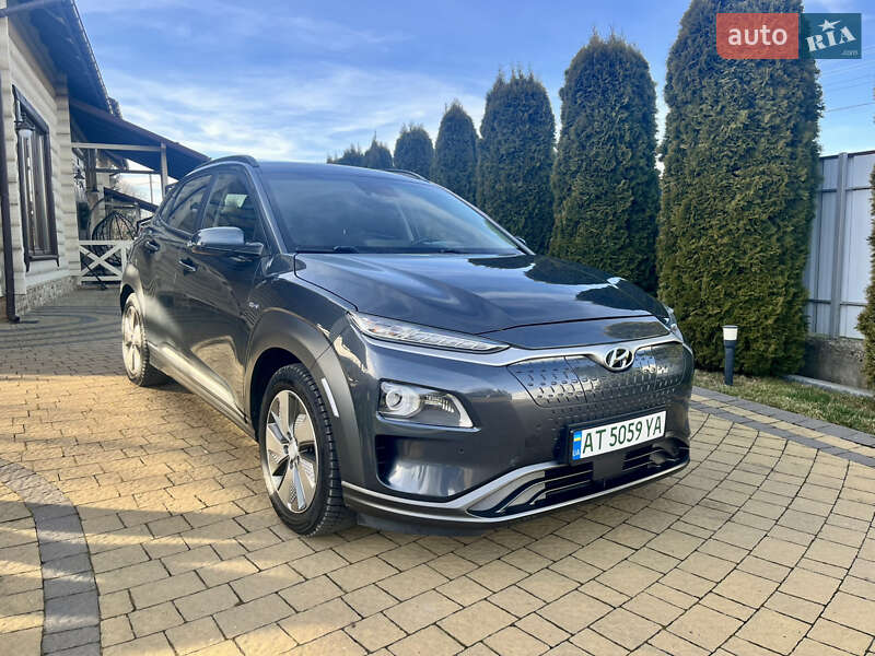 Внедорожник / Кроссовер Hyundai Kona 2019 в Ивано-Франковске