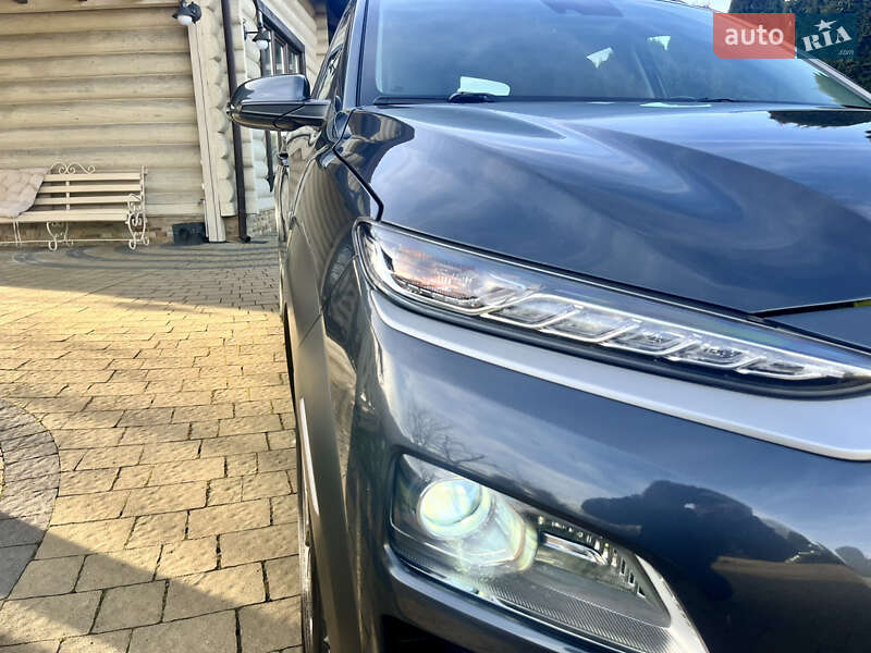 Внедорожник / Кроссовер Hyundai Kona 2019 в Ивано-Франковске