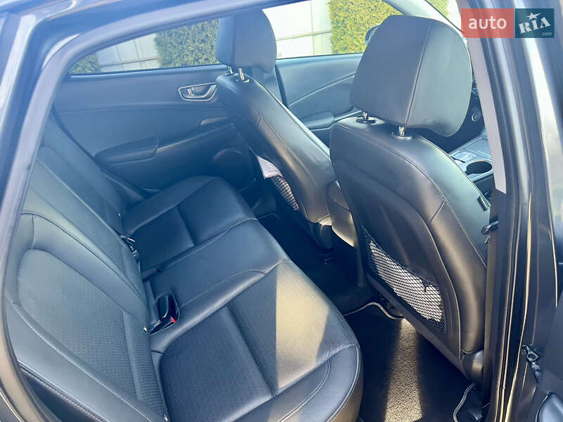 Внедорожник / Кроссовер Hyundai Kona 2019 в Ивано-Франковске