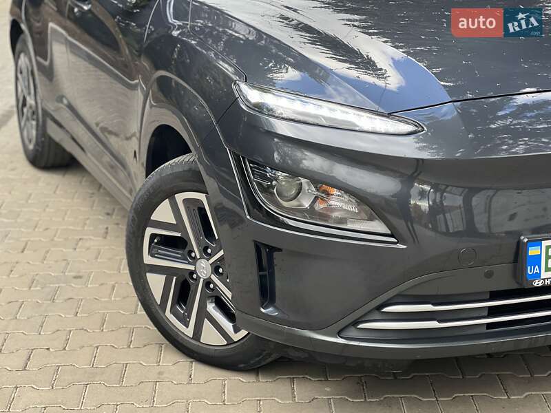 Внедорожник / Кроссовер Hyundai Kona 2022 в Львове