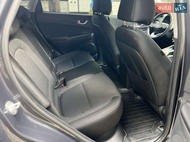 Внедорожник / Кроссовер Hyundai Kona 2022 в Львове