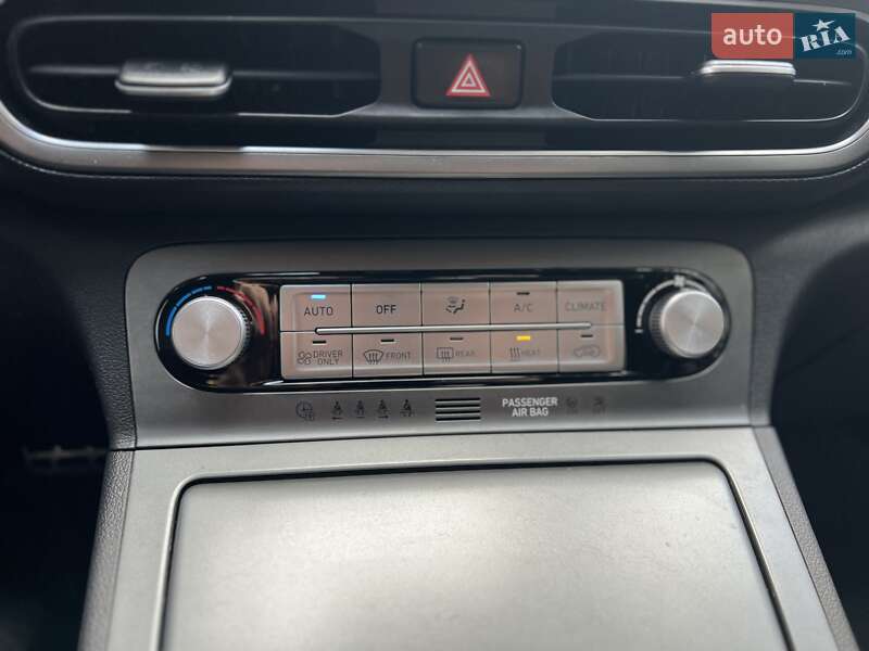 Внедорожник / Кроссовер Hyundai Kona 2022 в Львове