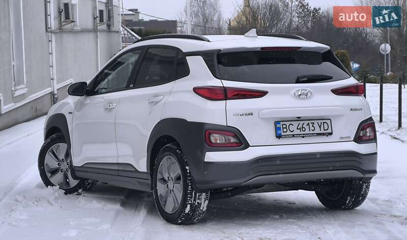 Внедорожник / Кроссовер Hyundai Kona 2021 в Львове